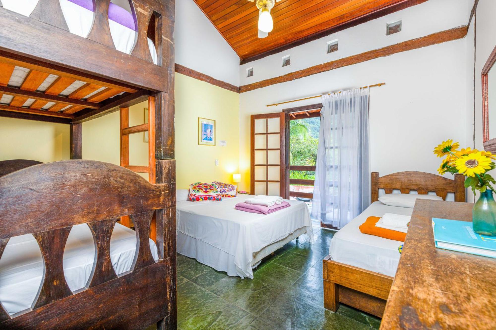 Drifter Hostel Барра-ду-Саи Экстерьер фото